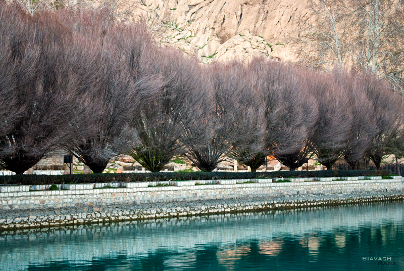 Taq-e Bostan Around